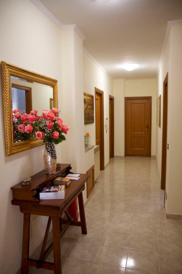 Domus Palombi Apartment Ладисполи Екстериор снимка